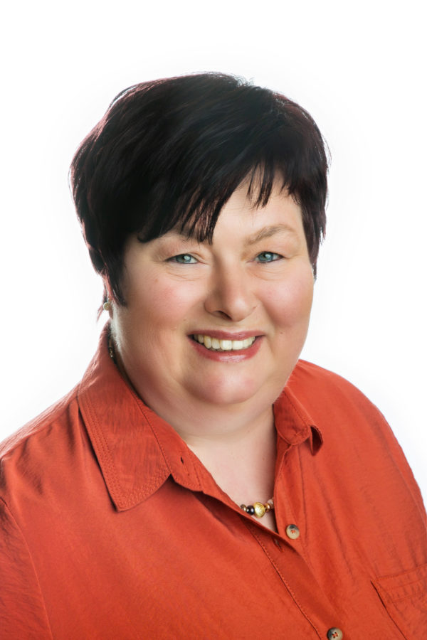 Angela Greff